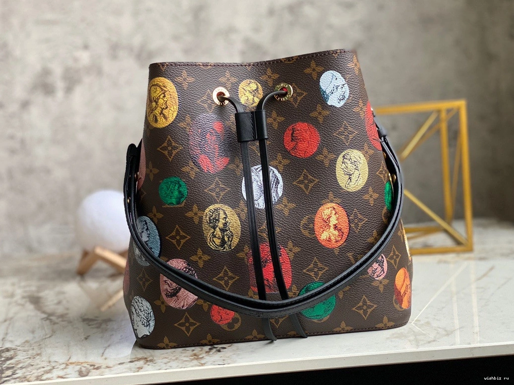 WIS NÉONOÉ LOUIS VUITTON 1127